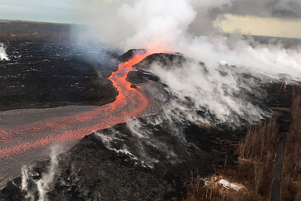 Kīlauea Volcano Fissure 8 Lava Flow