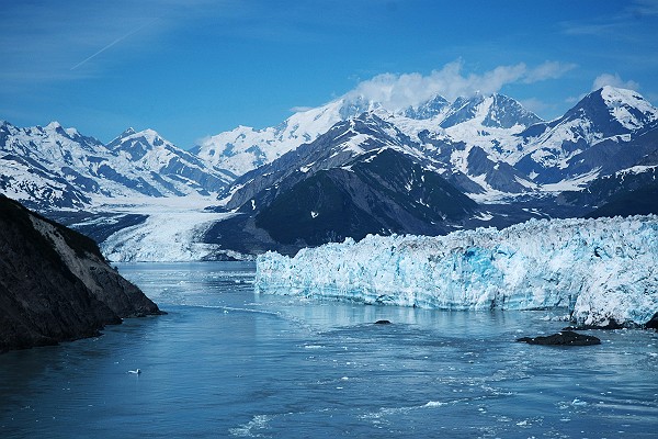 Hubbard Glacier in Yakutat Bay