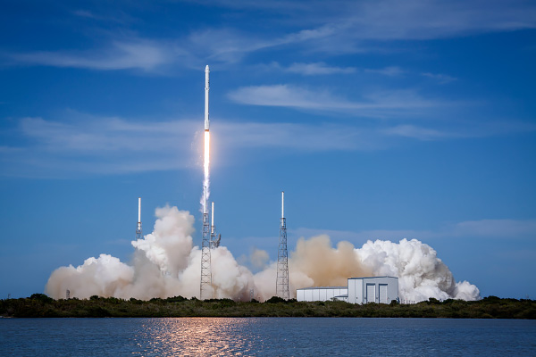 SpaceX CRS 6 Launch